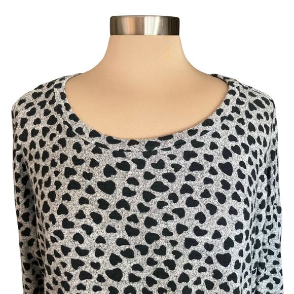 For the Republic Gray Black Hearts Knit Top Sz 2X Casual Lounge Soft Cozy Warm - Picture 3 of 7